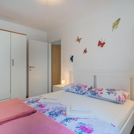 Apartman Antonija Црес Экстерьер фото